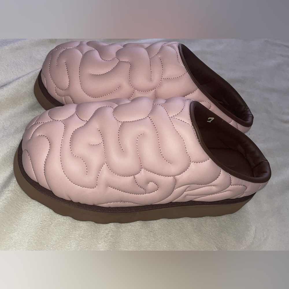 Bravest Esenes brainiac mules size 7